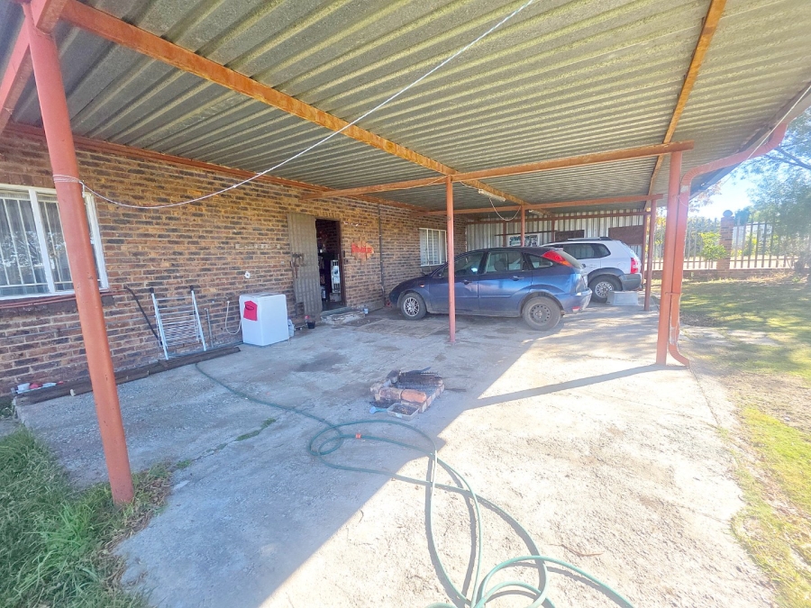 2 Bedroom Property for Sale in Oranjeville Free State